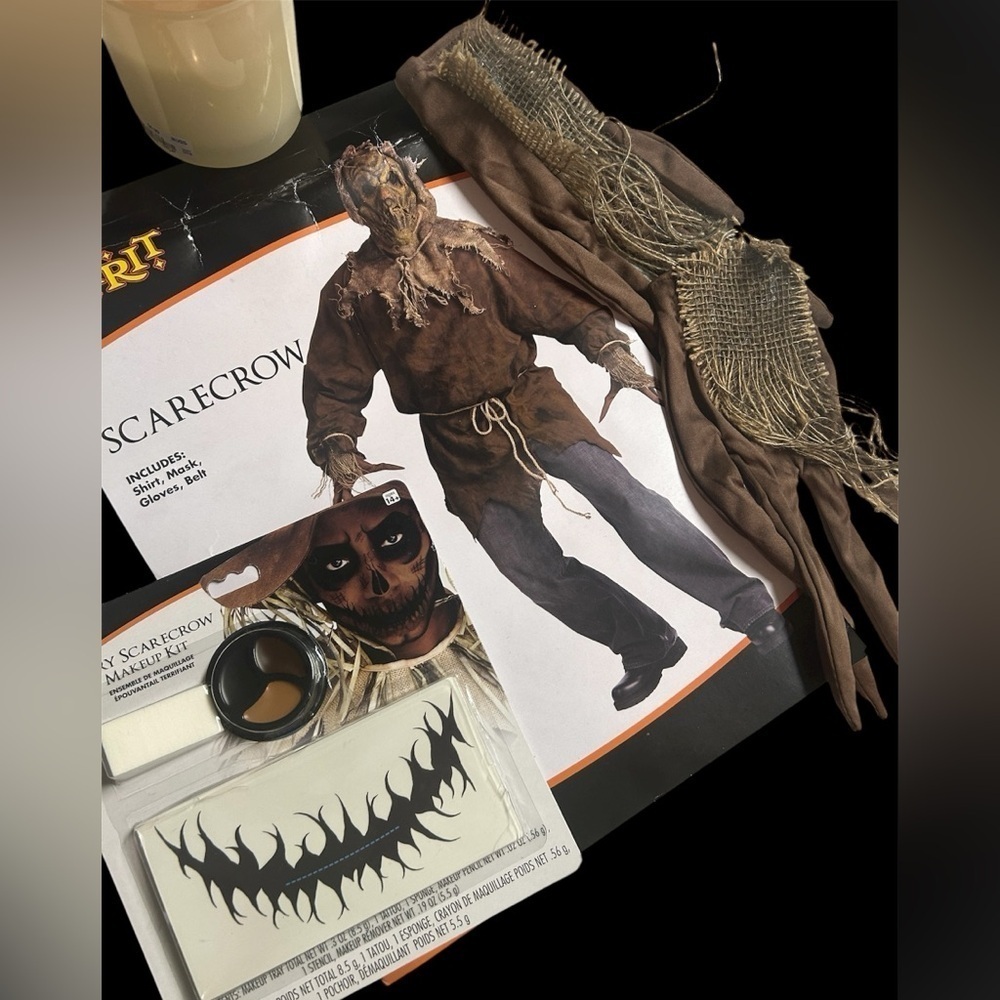 Spirit Halloween,Scary Scarecrow costume PLUS Makeup Kit w/Black/Brn Face Paint - Picture 2 of 5